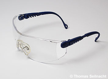 Schutzbrille mit Seitenschutz